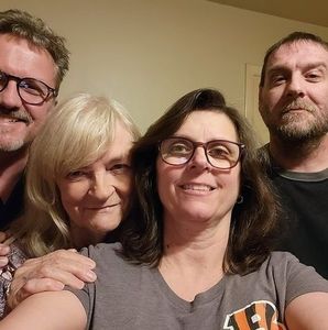 Meet your Posher, Lynn